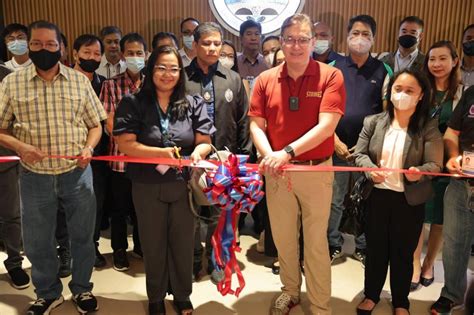 strike revilla|Bacoor Mayor Strike Revilla opens gov't satellite office at Main .